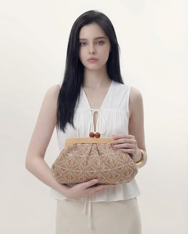 Kassandra Crossbody Bag Women