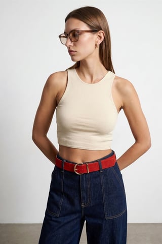 Ribbad ärmlös kort blus