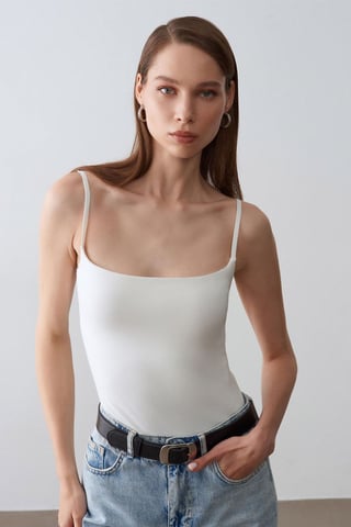 Slim Fit Fyrkantig Halsärmlös Blus
