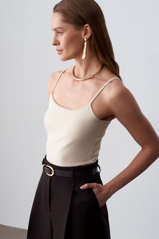 Slim-fit Mouwloze Blouse met Vierkante Halslijn