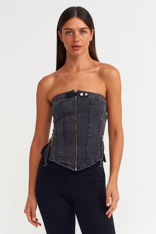 Utan axelremmar, kort denimtopp