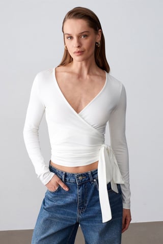 Damers Crop Wrap Blus med Knutdetalj