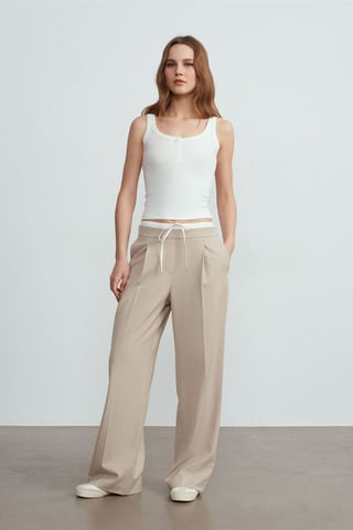 Ribbad Crop Cami Blus