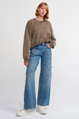 High-Waist Wide-Leg Cargo Jeans