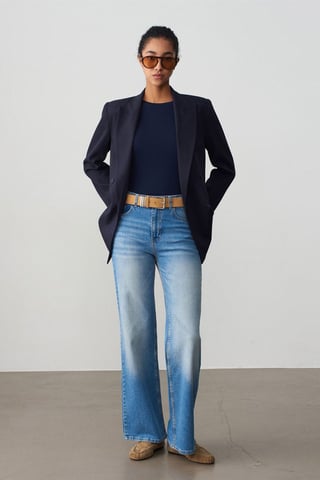 Högmidjade vida jeans