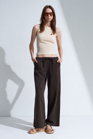 Mid-Waist Wide-Leg Denim Jeans