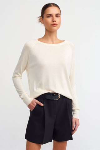 Women’s Ribbed Crew Neck Sweater