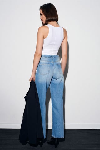 Kvinnors högmidjade raka jeans