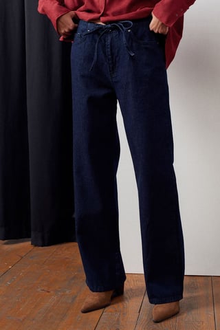 Women’s Mid-Waist Straight-Leg Jeans