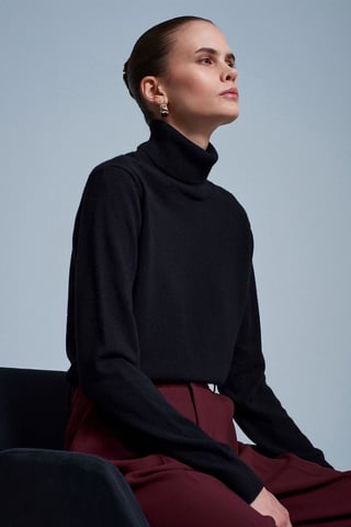 Women's Cashmere Turtleneck Sweater