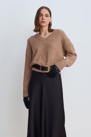 Women's V-neck Ribbed Knit Sweater