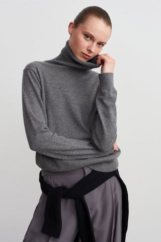 Women's Cashmere Turtleneck Sweater