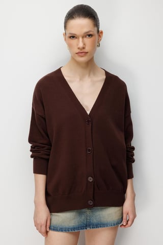 Long Ribbed Knitwear Cardigan with V-neck and Button Closure