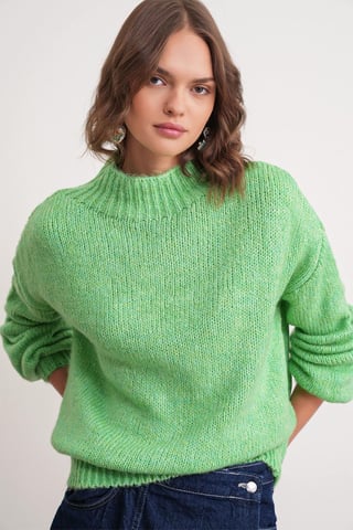 Relaxed Fit Crew Neck Thick Knit Sweater