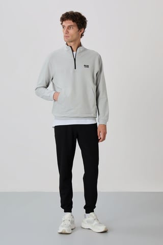 Men's Zip-Front Sweatshirt And Pants Set
