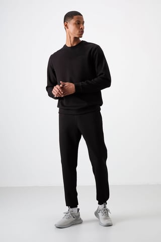 Men's Long-Sleeve Sweatshirt And Pants Set