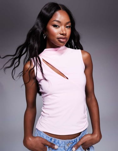 ASOS DESIGN slinky skuren topp med urtag i pastellrosa