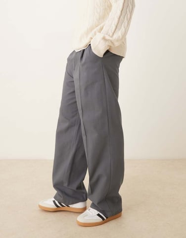 ASOS DESIGN wide leg trousers with pleat detailing in grey