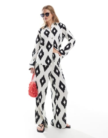 Accesorize Mono print oversized beach trousers