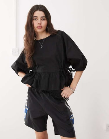 COLLUSION side channel smock top in black