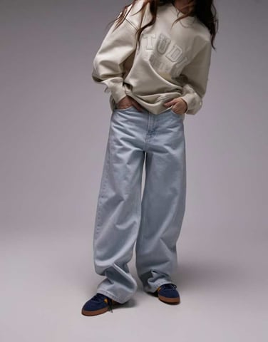 Topshop Gilmore low slung boyfriend jeans in sunshine bleach