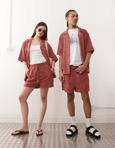 Reclaimed Vintage unisex cord short in pink