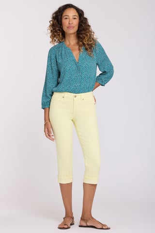 Marilyn Straight Crop Jeans In Cool Embrace® Denim