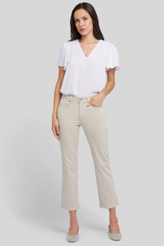 Marilyn Straight Ankle Jeans