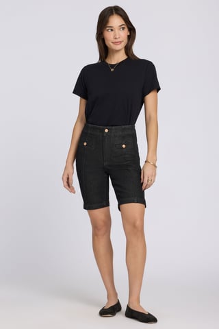 Ella Denim Shorts With High Rise