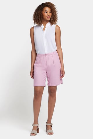 Relaxed Shorts  In Stretch Linen