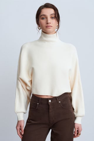 Women's Oversized Cropped Turtleneck Sweater