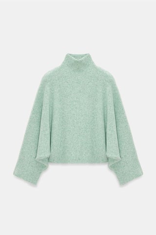 Oversized Ribbed Turtleneck Sweater