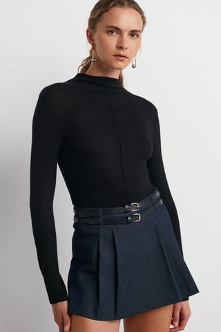 Ribbad polokrage blus med lång ärm