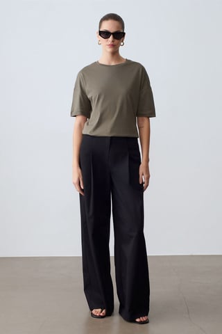 Dam T-shirt med rund hals i bomull