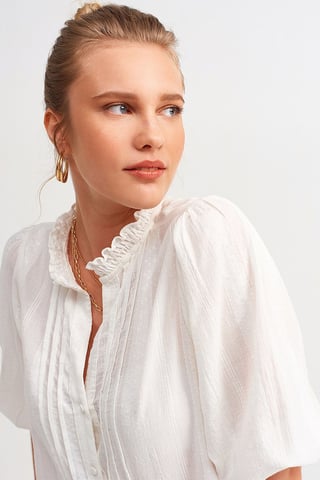 Women's Solid Mandarin Collar Woven Shirt