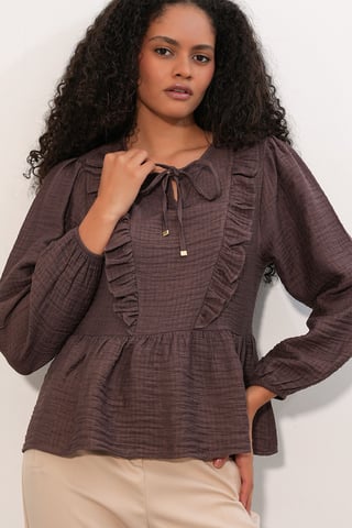Rimpelige Geweven Blouse Met Strik Sluiting