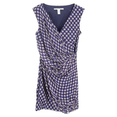 Diane Von Furstenberg Star Print Ruched Francia Dress in Navy Blue Silk
