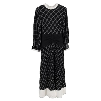 Självporträtt Rutig Midiklänning i Svart Polyester