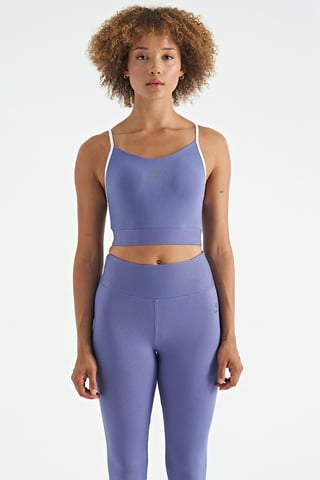 Fitted Sleeveless Crop Sports Top