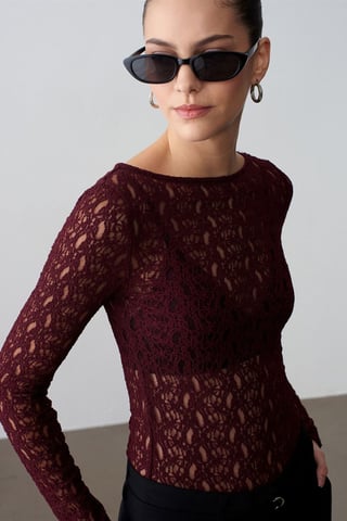 Slim Fit Lace Boat Neck Blouse