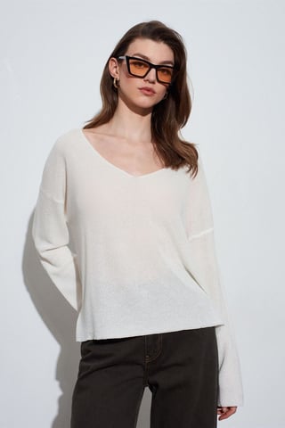 Women's V-neck Ribbed Knit Sweater