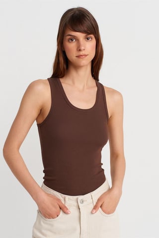 Ribbed Sleeveless Cami Blouse