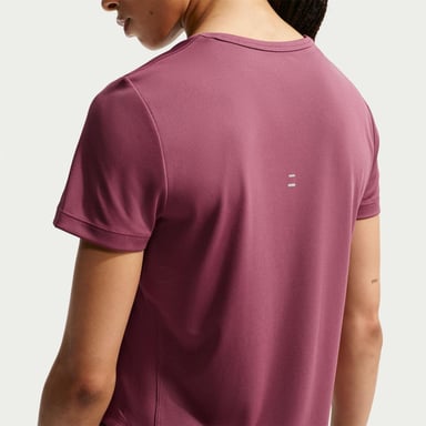 Nike Swoosh Dri-FIT-tröja för damer (Rosa rök)