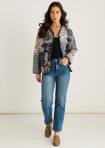 Lichtgewicht gewatteerd jasje van viscose met marineblauwe paisley-tegelprint