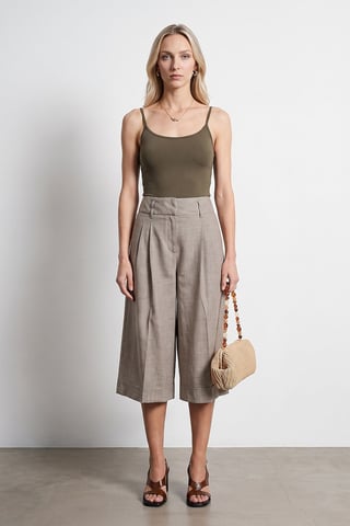 High-Waist Pleated Wide-Leg Capri Trousers