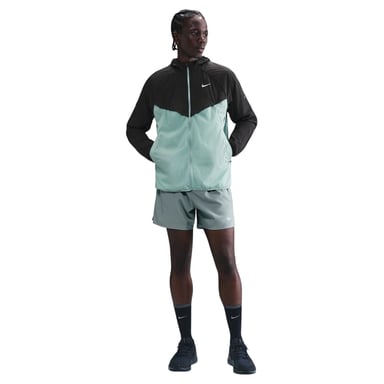 Nike Mens Stride Lightweight Hooded Jacket (Cannon/Black)