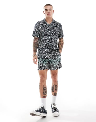 Farah colbert co-ord flower print swim shorts in navy