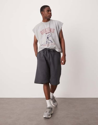 ASOS DESIGN heavyweight oversized shorts 400gsm in charcoal - CHARCOAL - CHARCOAL