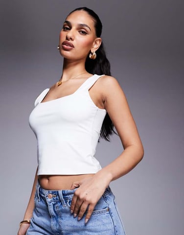 ASOS DESIGN polyamid slinky topp med fyrkantig halsringning i elfenben