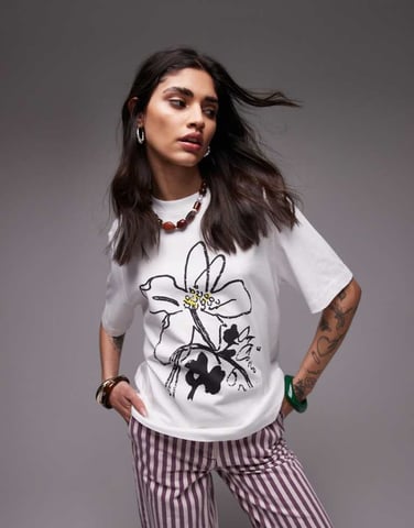 Topshop graphic floral premium basic tee in white